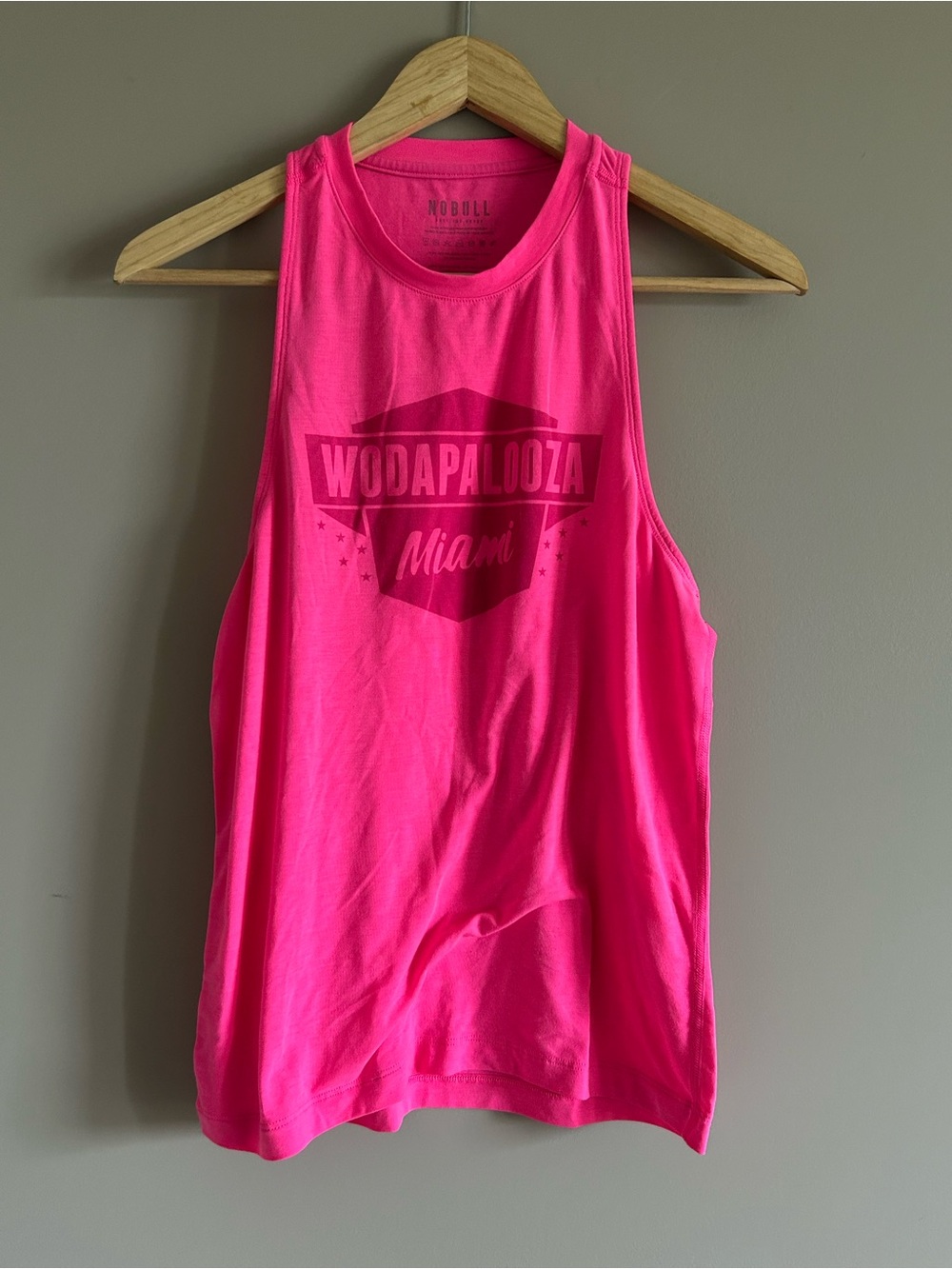 Nobull Wodapalooza Miami Women's Hot Pink Tank Top